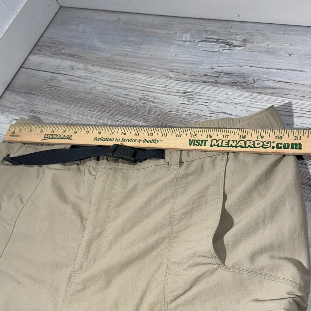 The North Face Pants Mens XXL Nylon Convertible Cargo Belted Shorts Hiking